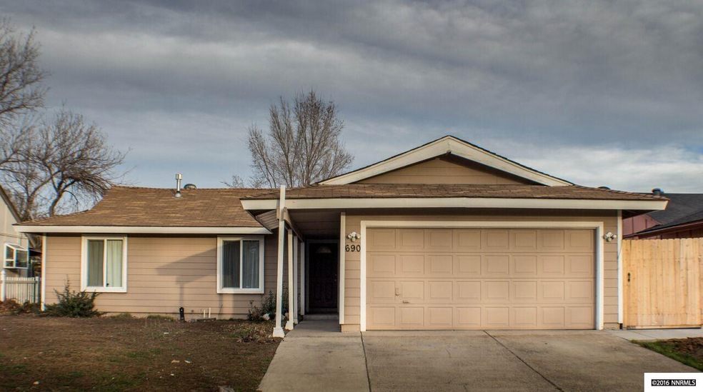690 Teel St, Sparks, NV 89431 - photo 1