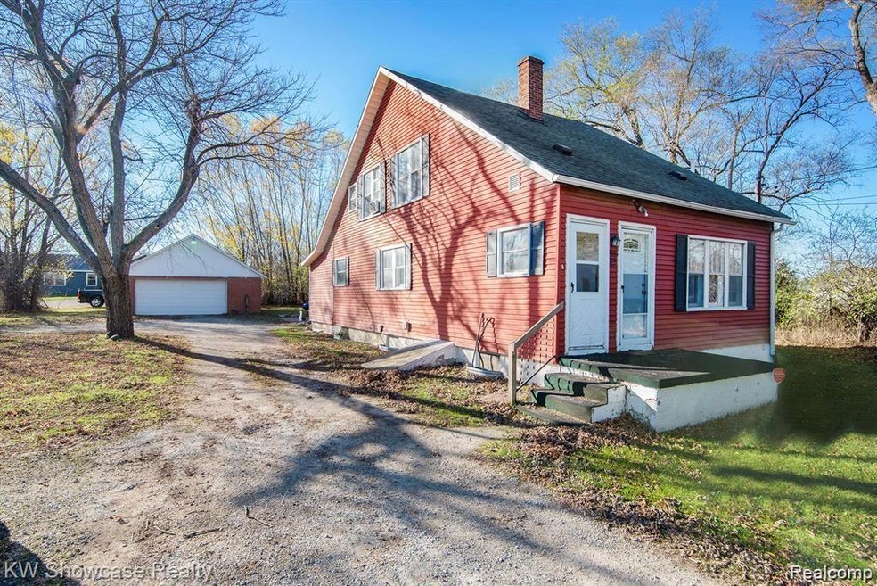 DUPLEX IN GRAND BLANC