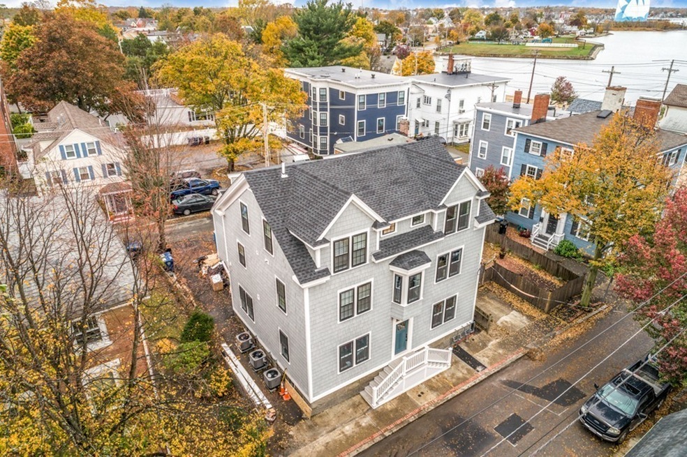 19 Pickman St unit 2, Salem, MA 01970 - photo 1