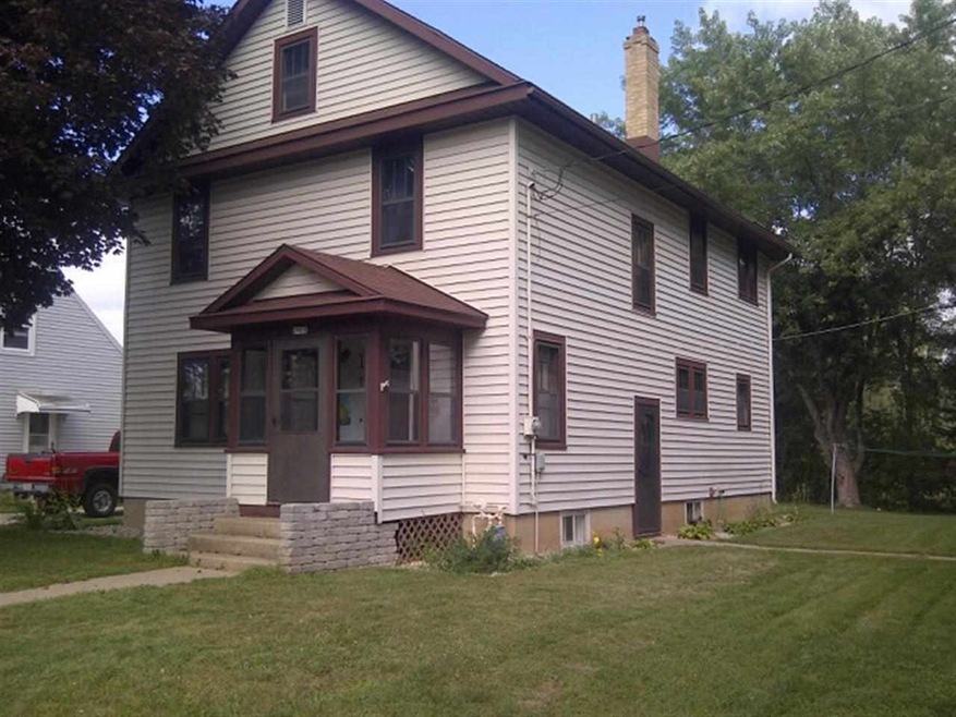 2908 Church St, Cross Plains, WI 53528 - photo 1