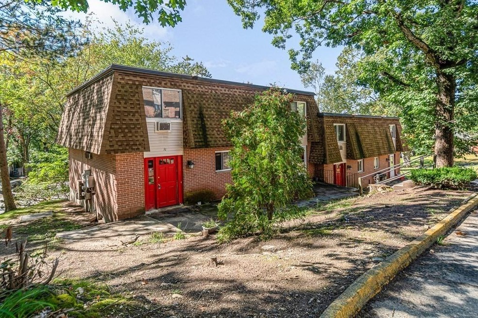 645 Robbins Ave unit 51, Dracut, MA 01826 - photo 1