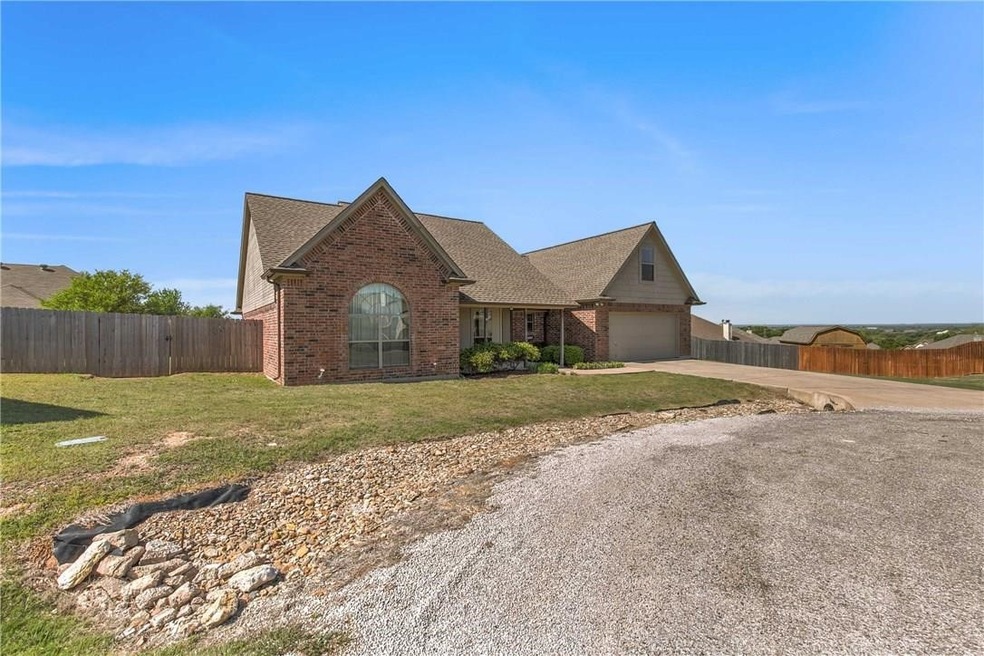 2700 Trek Ct, Granbury, TX 76049 - photo 1