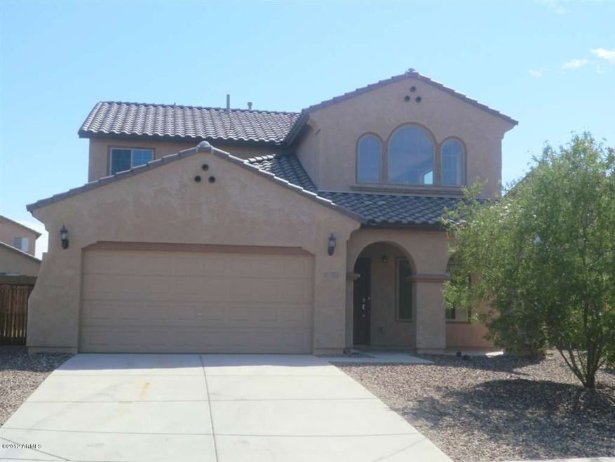 4 BEDROOM 2.5 BATHS