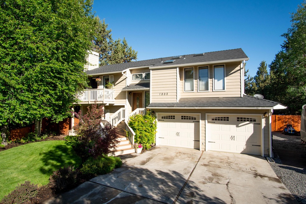 1802 SE Arborwood Ave, Bend, OR 97702 - photo 1