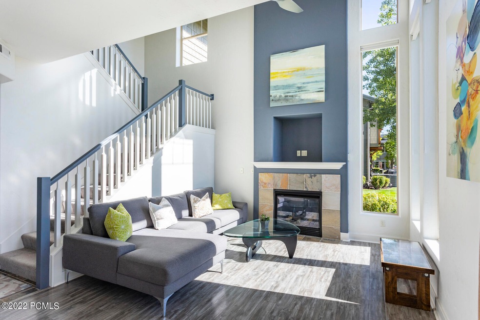 6163 N Fox Pointe Cir Apt C1-print-001-0
