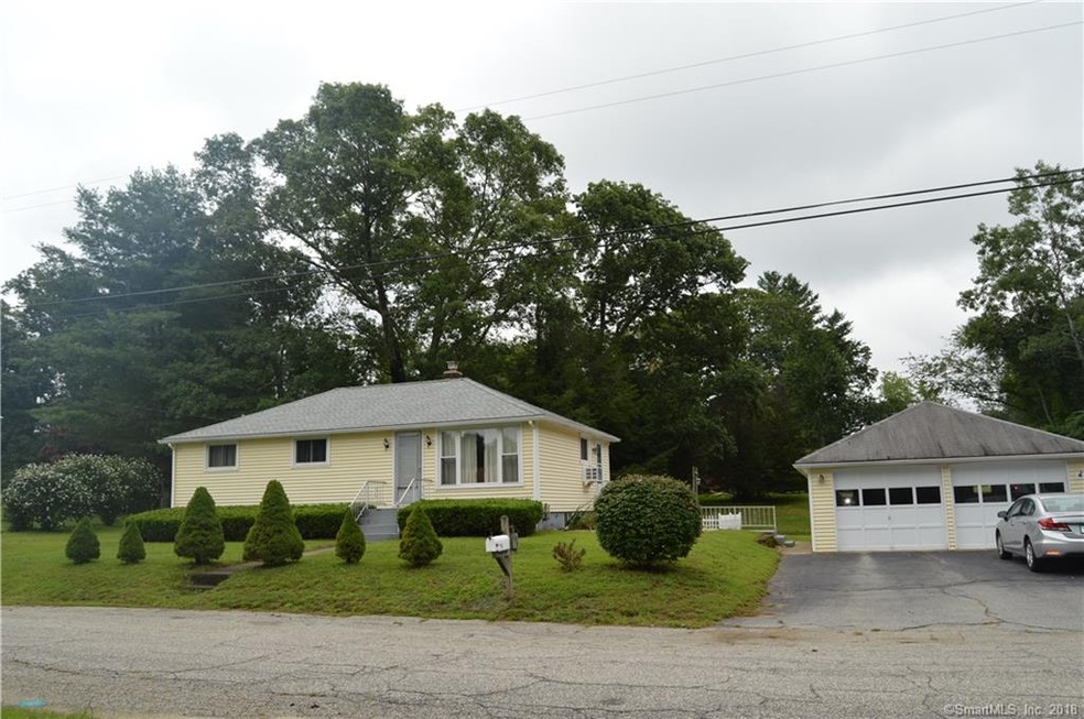 Welcome to 14 Harry Road in Griswold, CT !!!!
