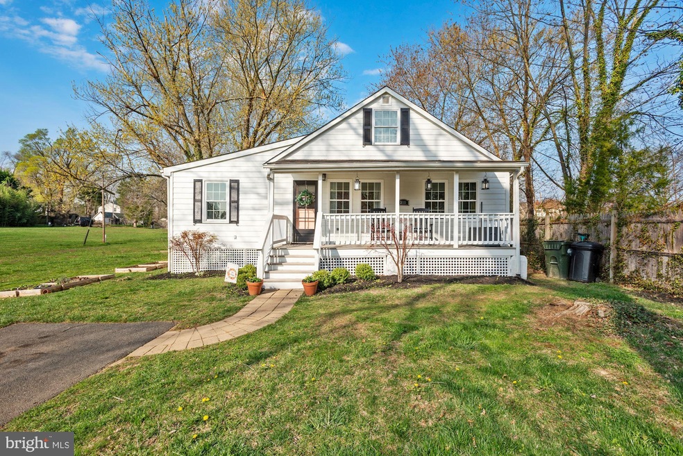 311 S 9th St, Purcellville, VA 20132 - photo 1