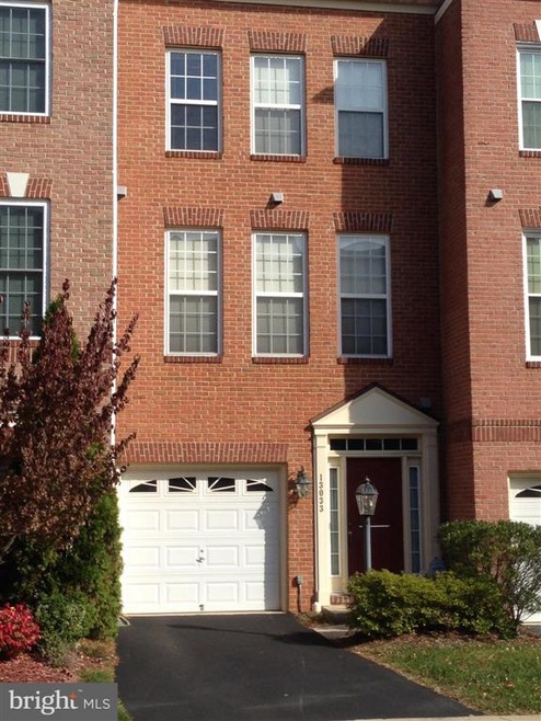 13033 Park Crescent Cir, Herndon, VA 20171 - photo 1