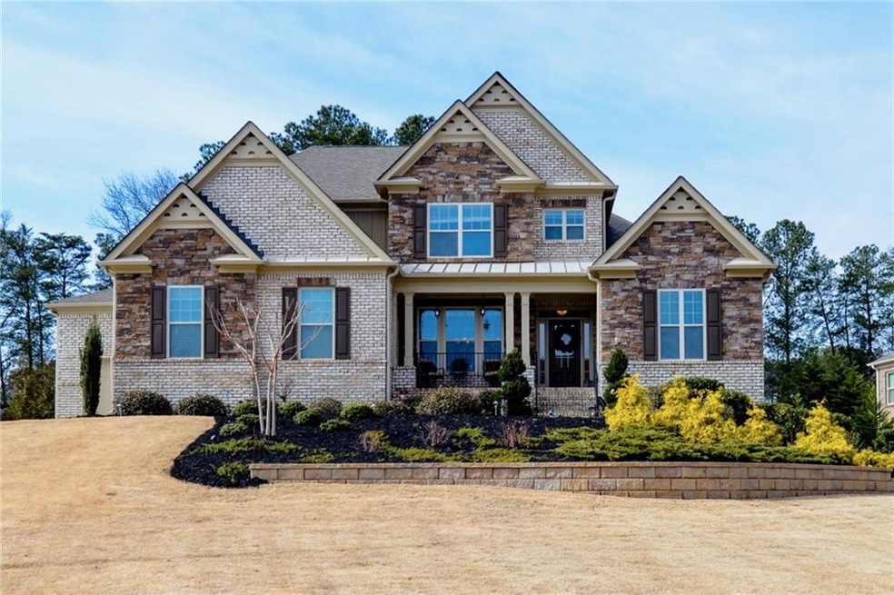 This four sided brick home boasts fabulous curb ap