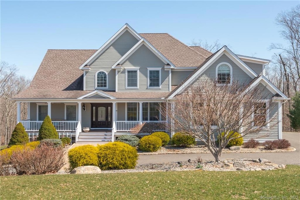 18 Mountain View Ct, Oxford, CT 06478 - photo 1