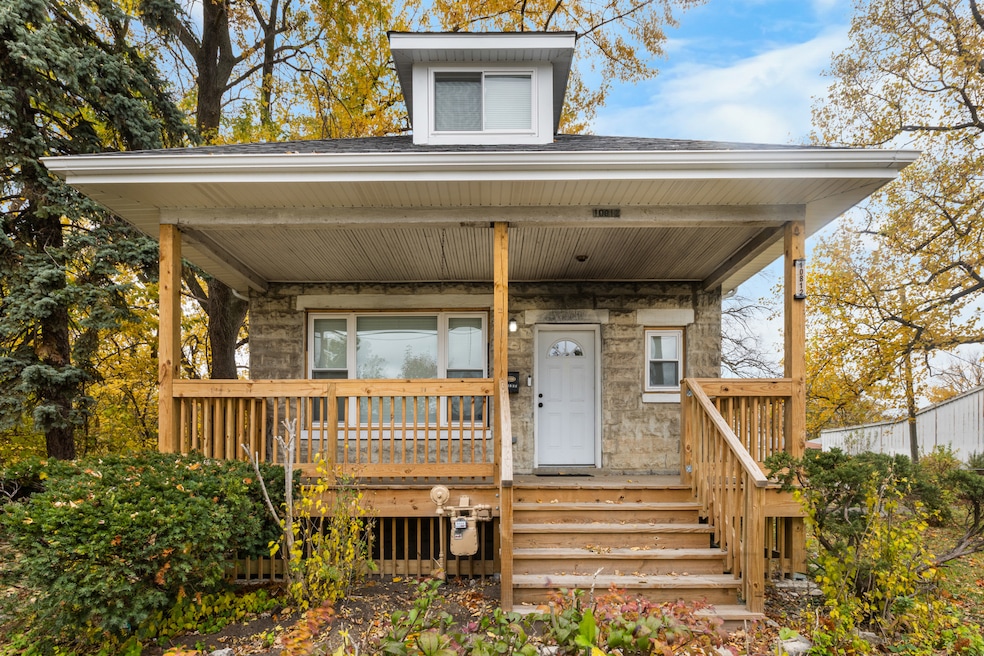 10812 S Vincennes Ave, Chicago, IL 60643 - photo 1