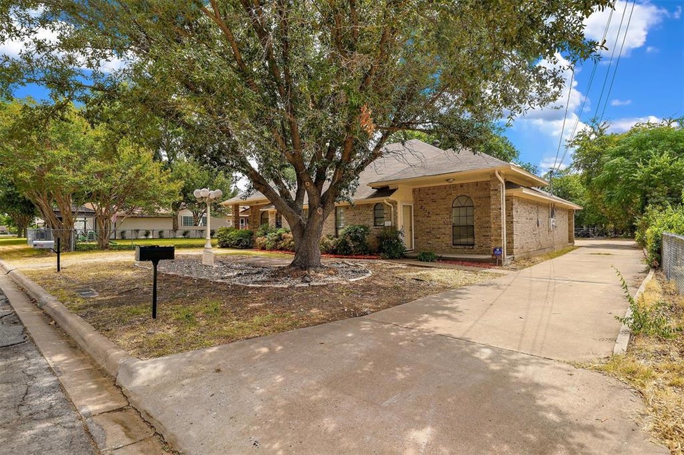 2119 Loy St unit 2121, Sherman, TX 75090 - photo 1