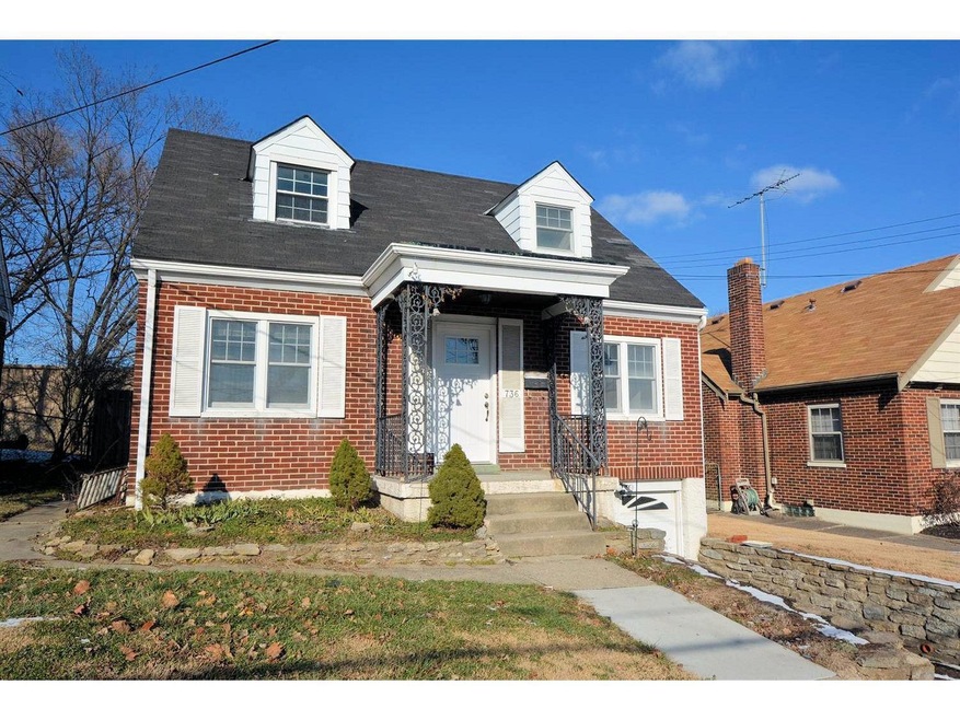 736 E Ross Ave, Cincinnati, OH 45217 - photo 1