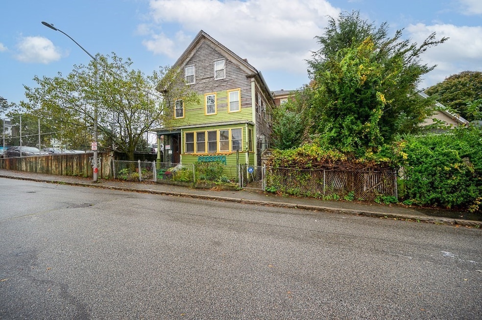 49 Richland St, Worcester, MA 01610 - photo 1