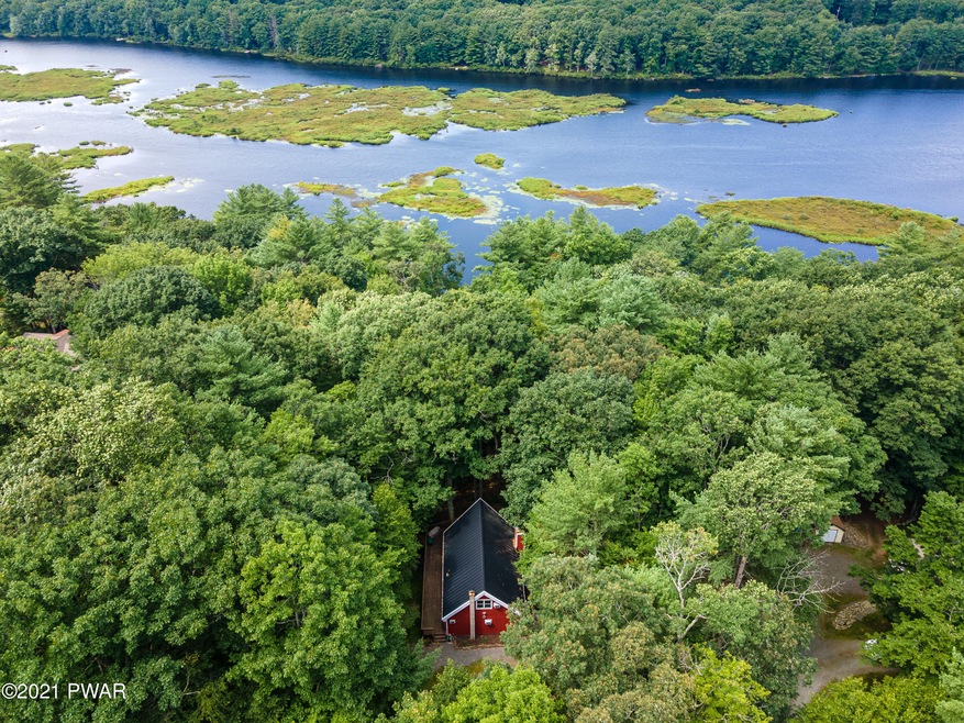 159 Waterview Dr, Hawley, PA 18428 - photo 1