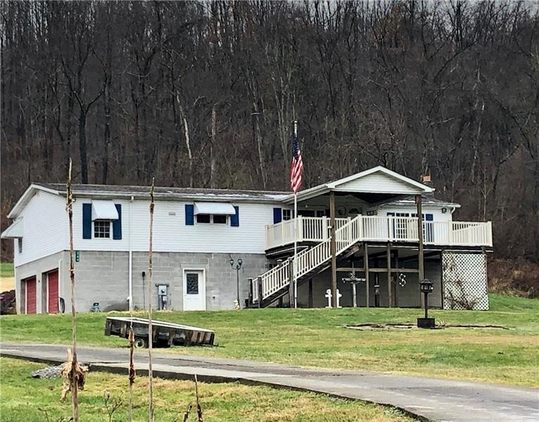 Nice home on foundation with Covered Front Porch.