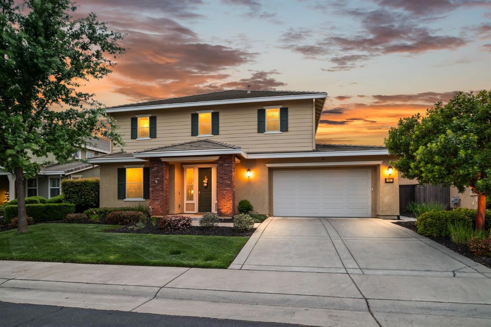 For Sale $1,075,000