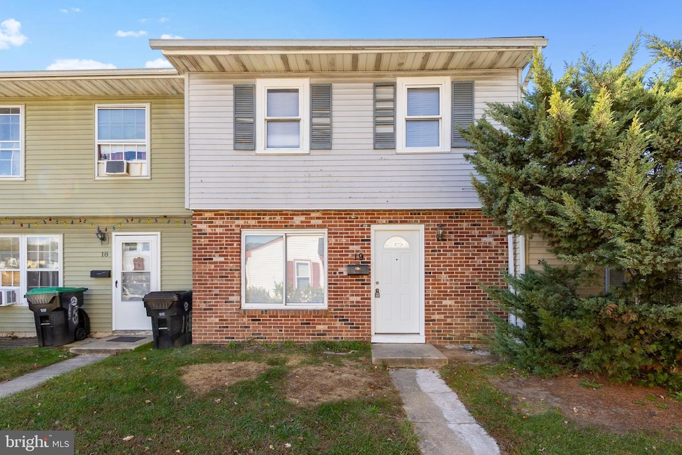 19 Magnolia Ct, Sicklerville, NJ 08081 - photo 1