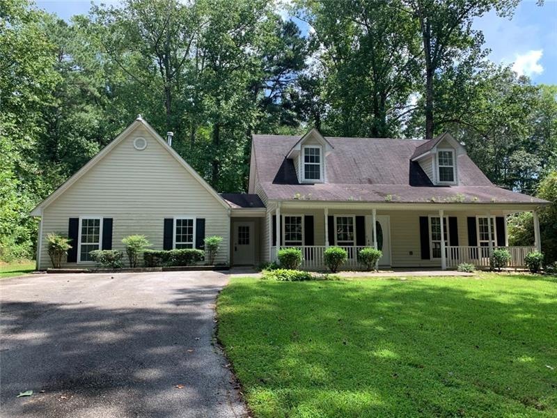 1192 Flamingo Dr, Austell, GA 30168 - photo 1