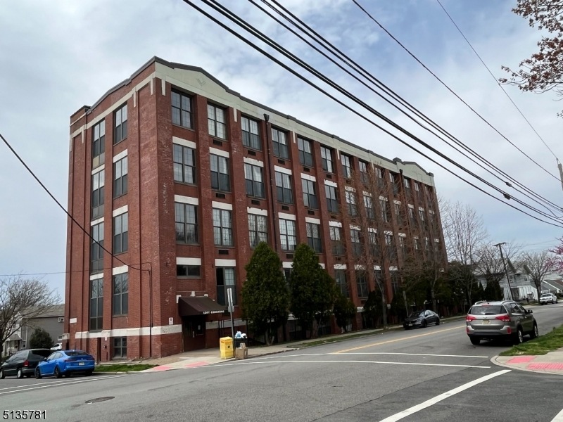 366 Trenton Ave unit 3D, Paterson, NJ 07503 - photo 1