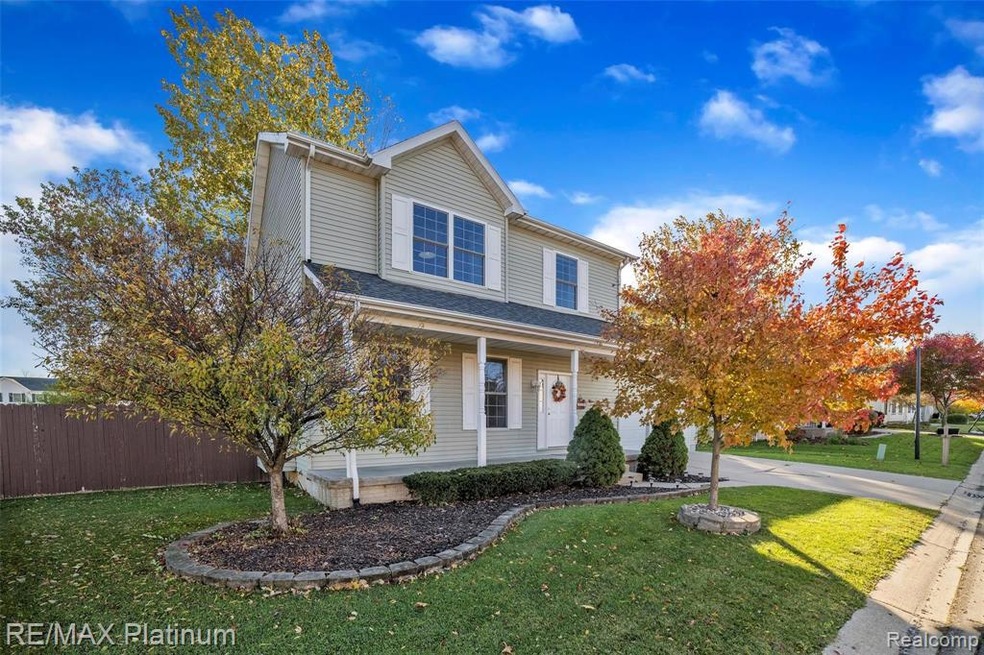 6114 Fountain View Dr. Swartz Creek - Corner Lot