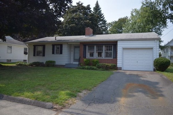 38 Rzasa Dr, Chicopee, MA 01013 - photo 1