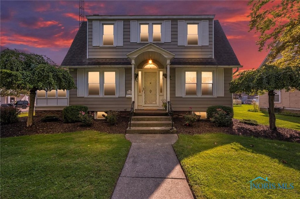 115 E 1st St, Woodville, OH 43469 - photo 1