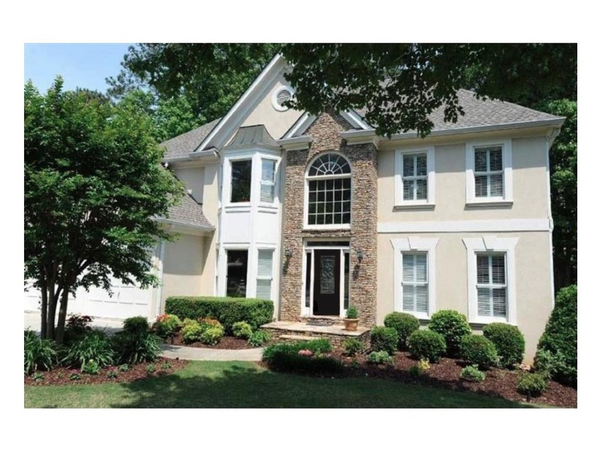 Beautiful curb appeal with flat front yard