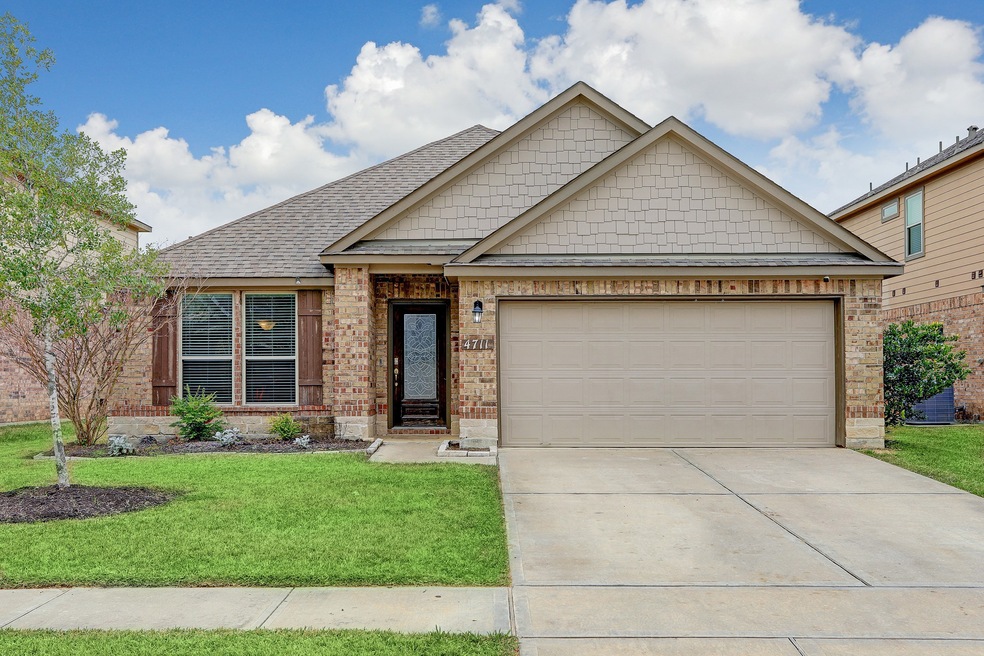 4711 Alluvial Cir, Alvin, TX 77511 - photo 1