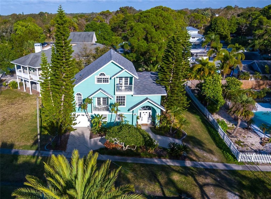 Gorgeous Florida Living!