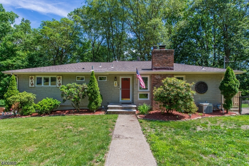 14 Leonard Place, Dover, NJ 07801 - photo 1