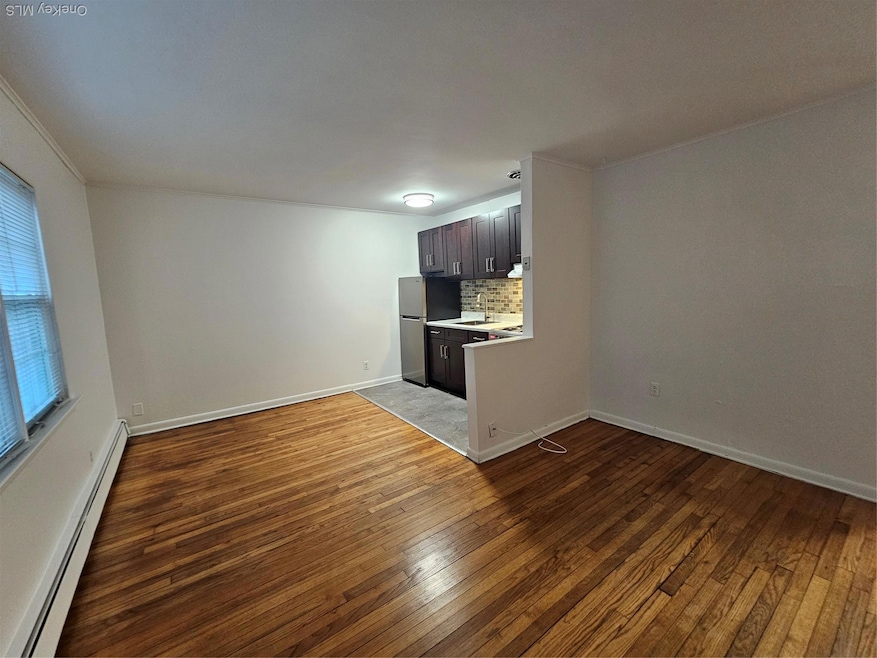 108 Orinoco Dr unit 1c, Brightwaters, NY 11718 - photo 1