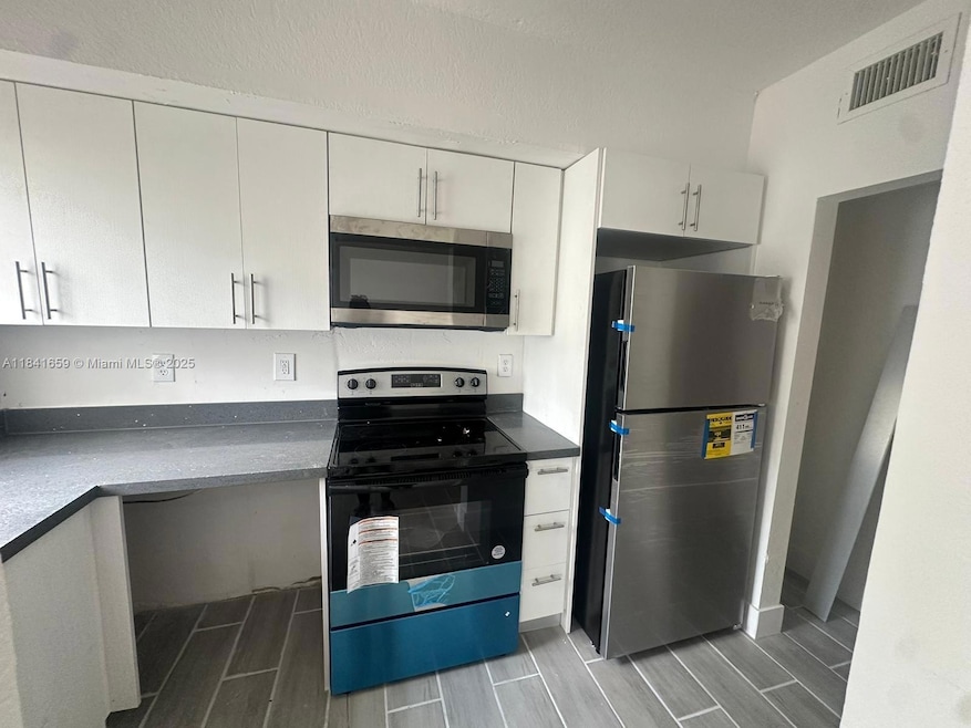 8325 NW 5th Ave unit 8325, Miami, FL 33150 - photo 1