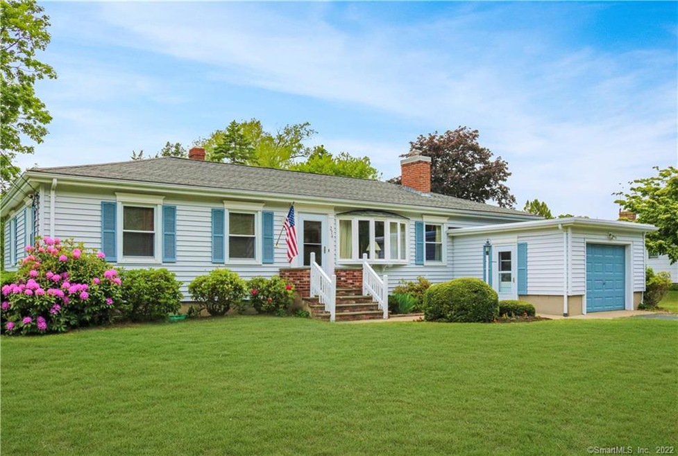 274 River Rd, Pawcatuck, CT 06379 - photo 1