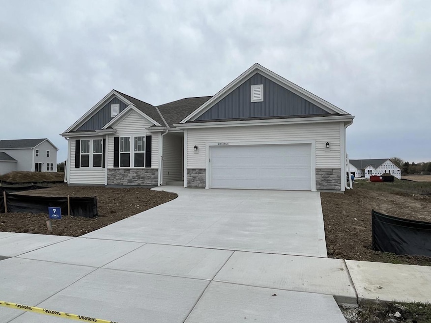 W188N5724 Clover Ln, Menomonee Falls, WI 53051 | Homes.com