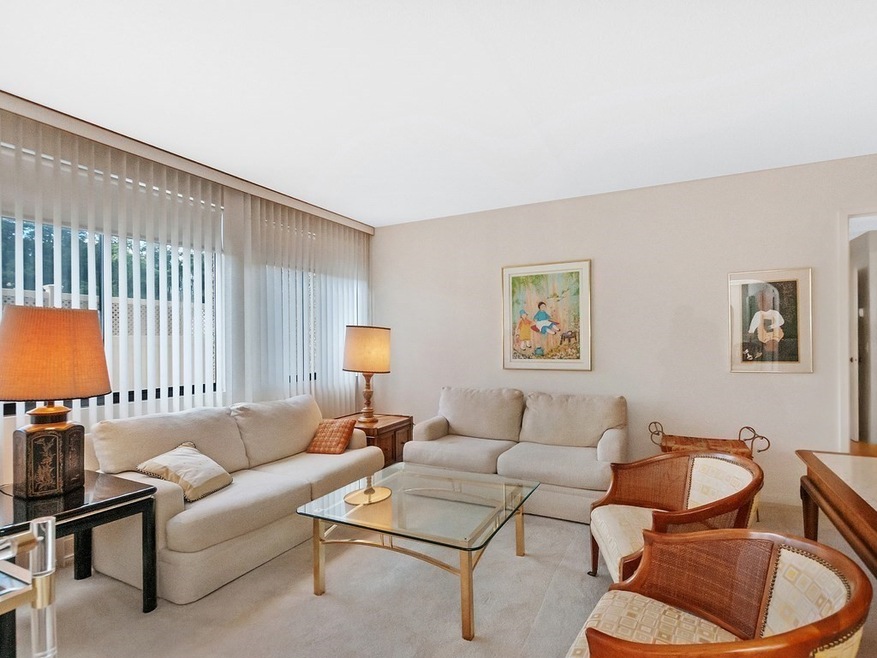 250 Hammond Pond Pkwy unit 115N, Chestnut Hill, MA 02467 - photo 1