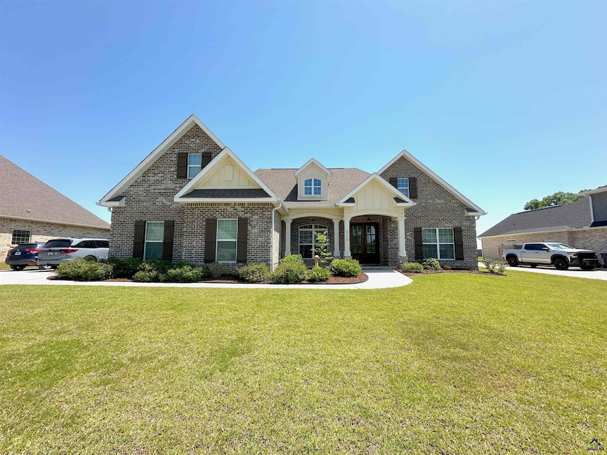 For Rent $2,595/month