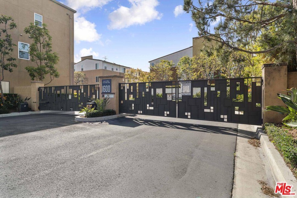 1588 W Artesia Square unit G, Gardena, CA 90248 - photo 1