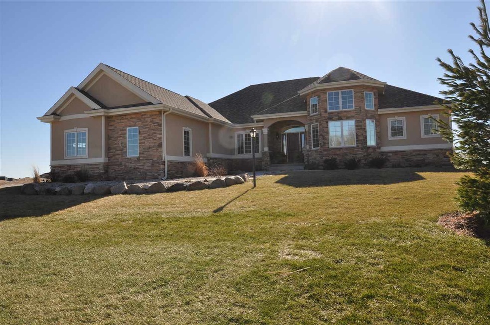 624 Bergamont Blvd, Oregon, WI 53575 - photo 1