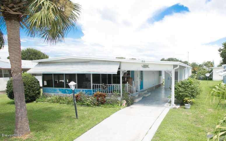 812 Silverthorn