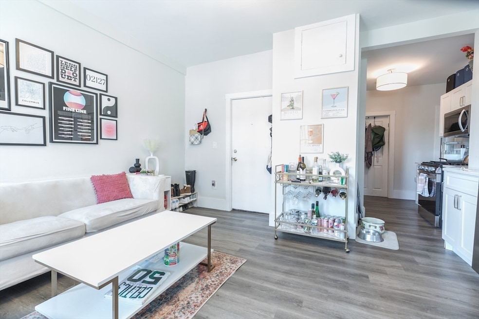 100 H St unit 1, Boston, MA 02127 - photo 1