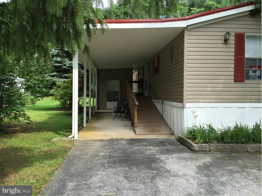 1160 Leisure Dr, Chambersburg, PA 17202 - photo 1