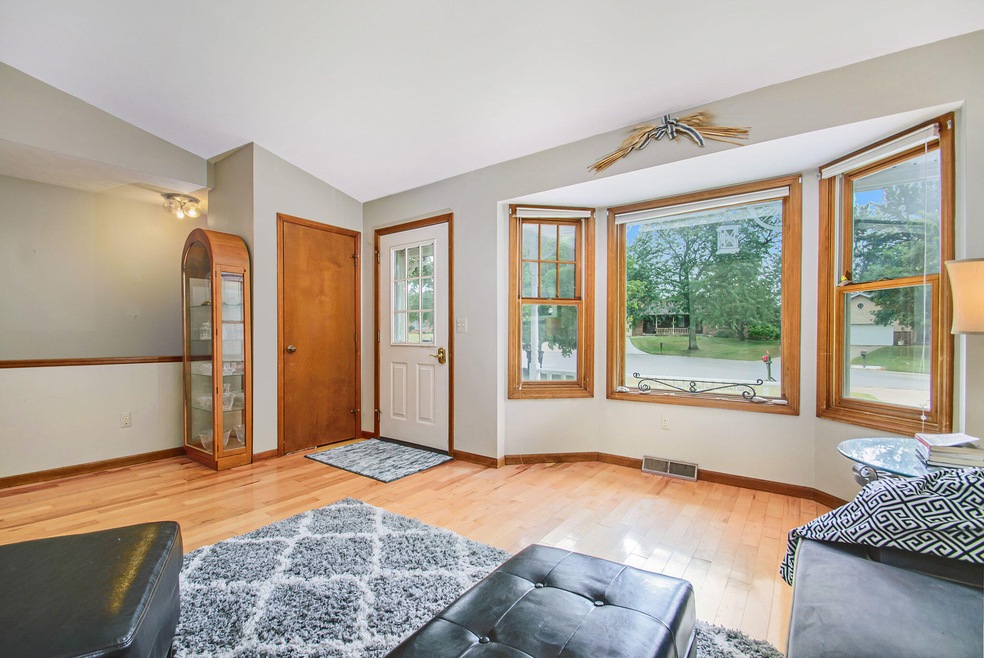 6724 Woodspointe Ct SW, Byron Center, MI 49315 - photo 1