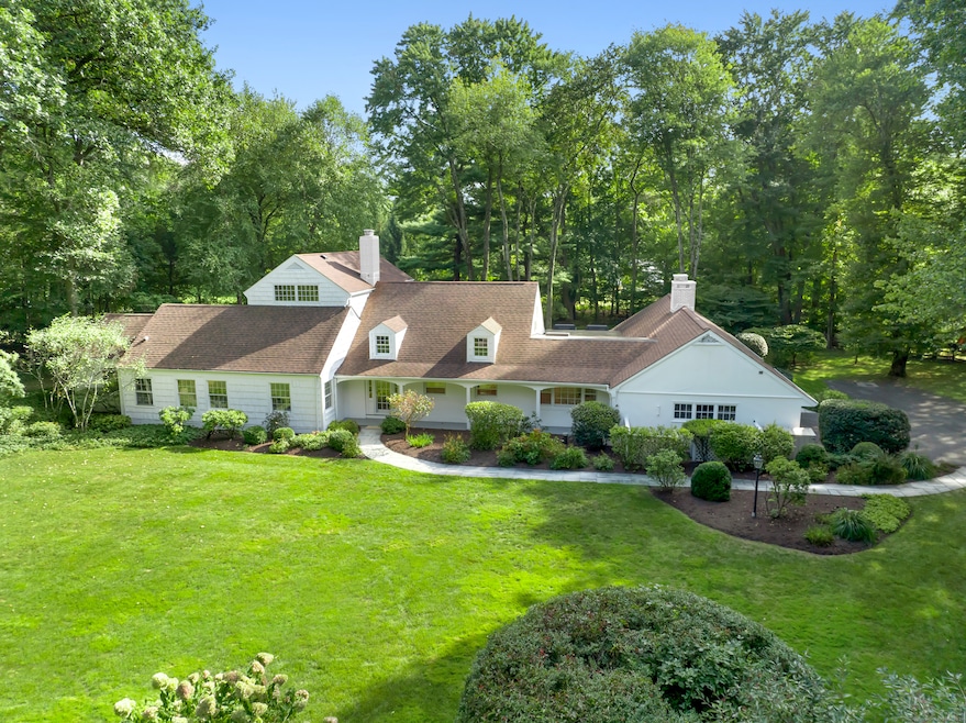 74 Pembroke Rd, Darien, CT 06820 - photo 1