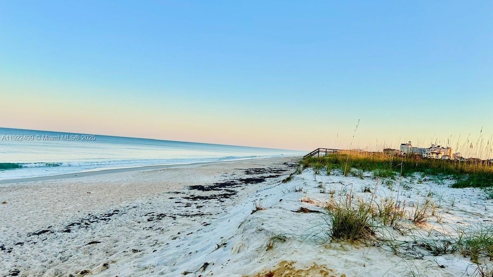 13 Apache St, Palm Coast, FL 32137 - photo 1