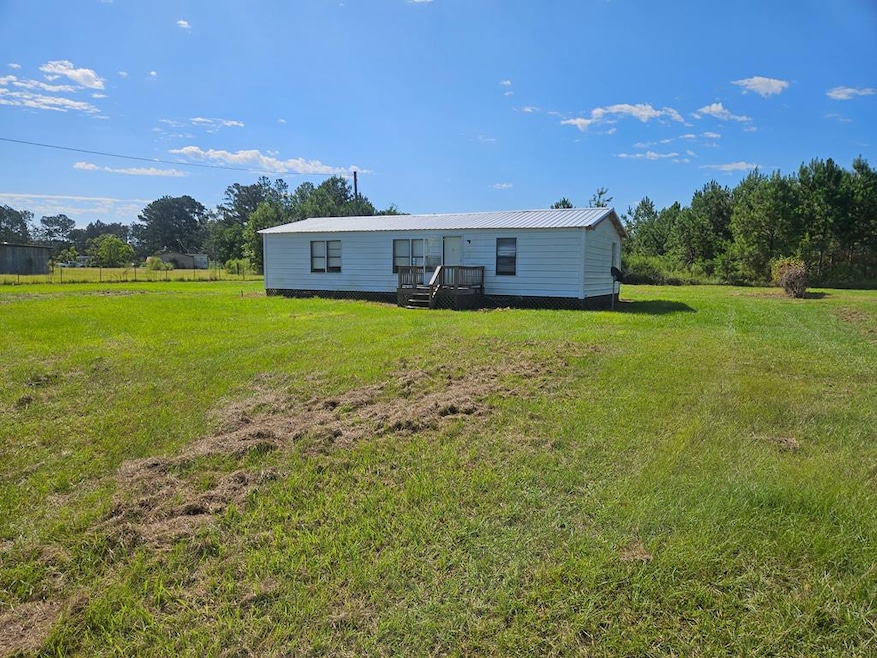 564 Barney Parker Rd, Nashville, GA 31639 - photo 1