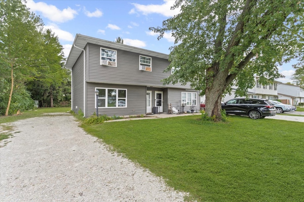 47 W Anchor Rd, Oswego, IL 60543 - photo 1