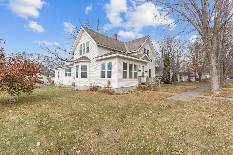 For Sale $199,900 • Co-Listing Agent