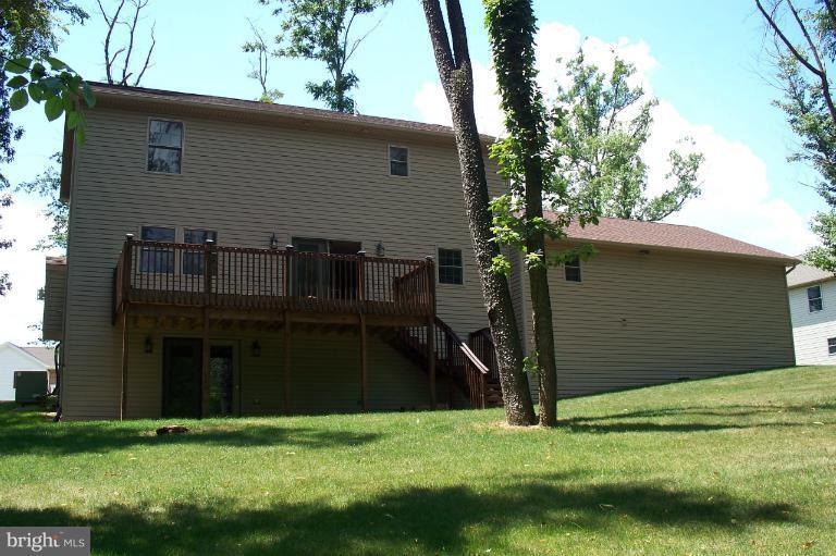 1721 Raven Dr, Chambersburg, PA 17202 - photo 1