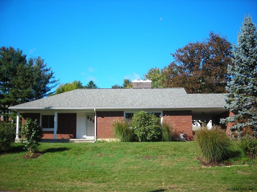 14 Chelton Ave, Troy, NY 12180 - photo 1